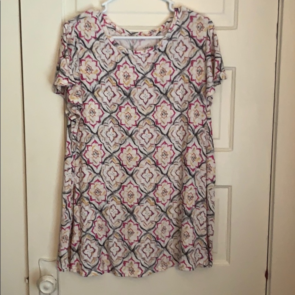 Lane Bryant top Size 14/16 Plus size